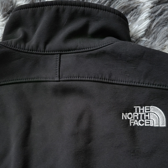 Women's North Face Apex Risor Jacket - Picture 2 of 2